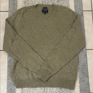 American Eagle Outfitters Men's Olive Crewneck Vintage Slim Fit Sweater